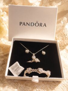 Pack-Pandora-1